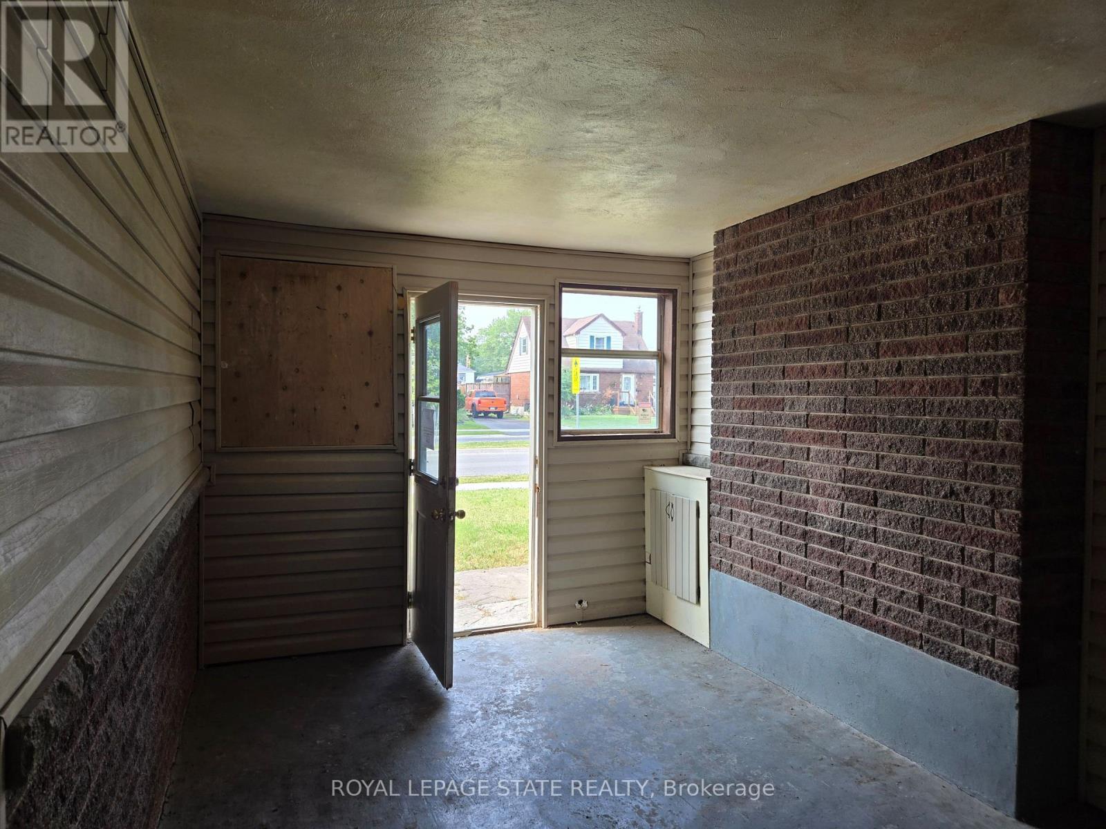 16 Broderick Avenue, Thorold, Ontario  L2V 2H4 - Photo 12 - X13808458