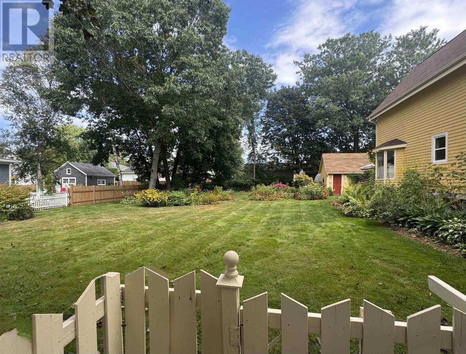 132 Upper Prince, Charlottetown, Prince Edward Island  C1A 4S7 - Photo 12 - 202623911
