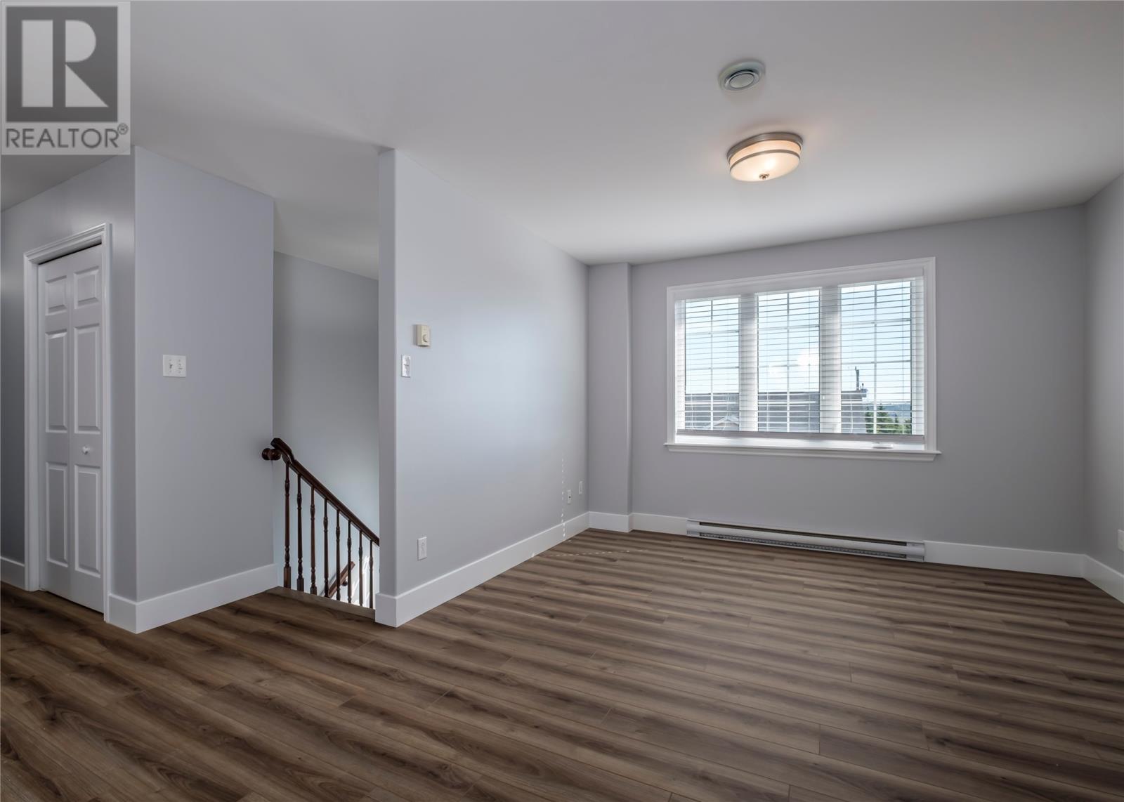 5 Mayfair Avenue, Paradise — photo 16