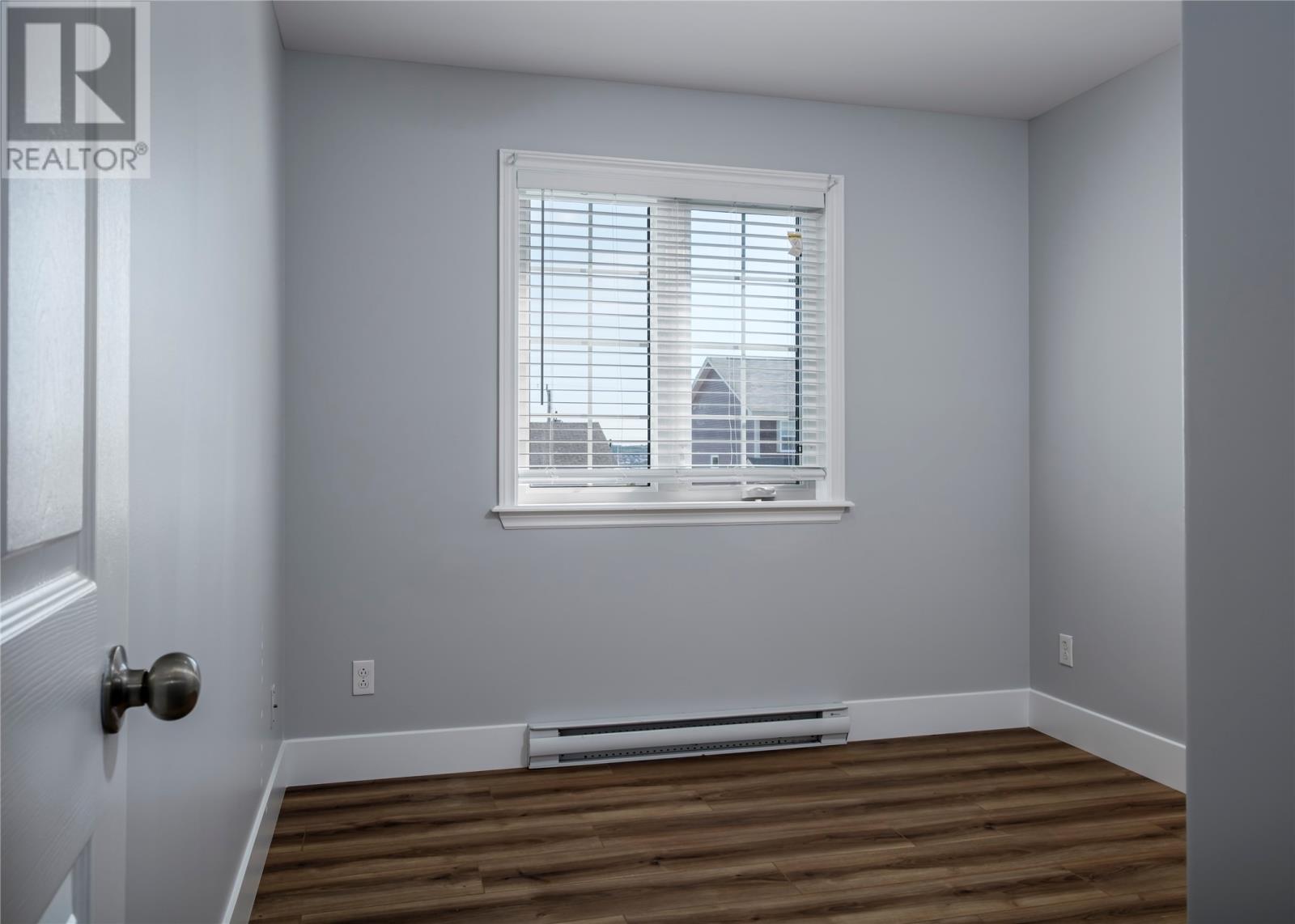 5 Mayfair Avenue, Paradise — photo 23