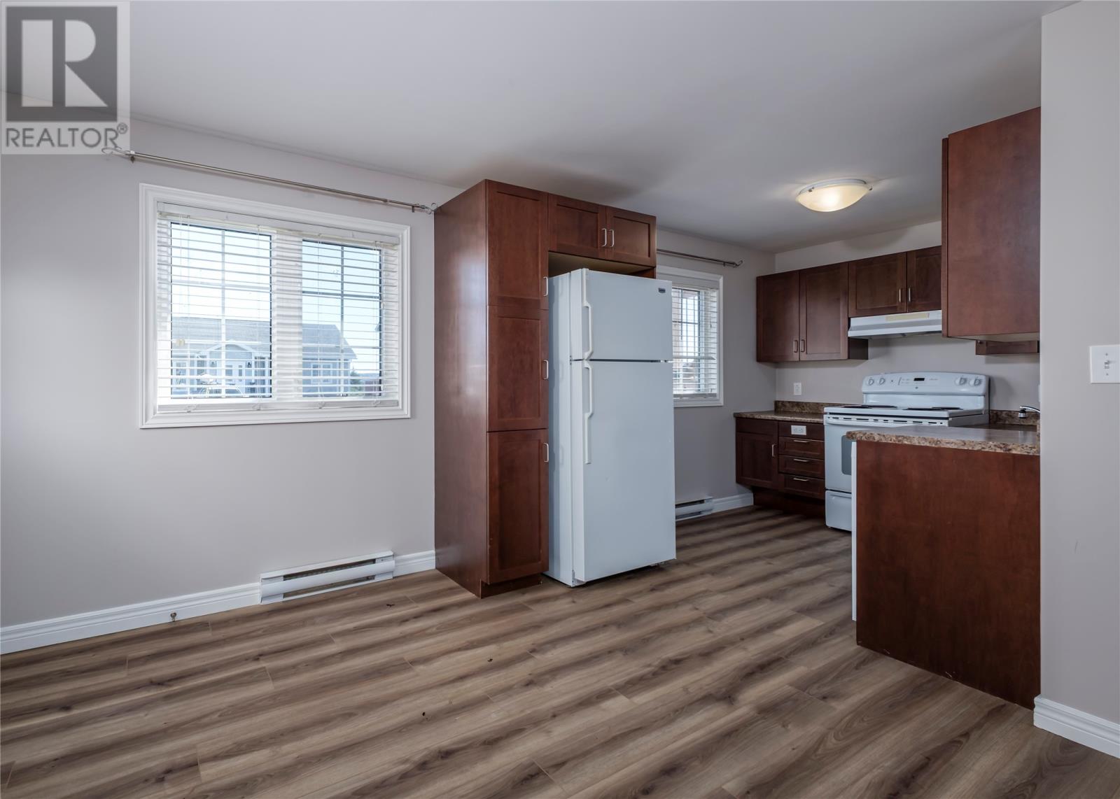 5 Mayfair Avenue, Paradise — photo 29