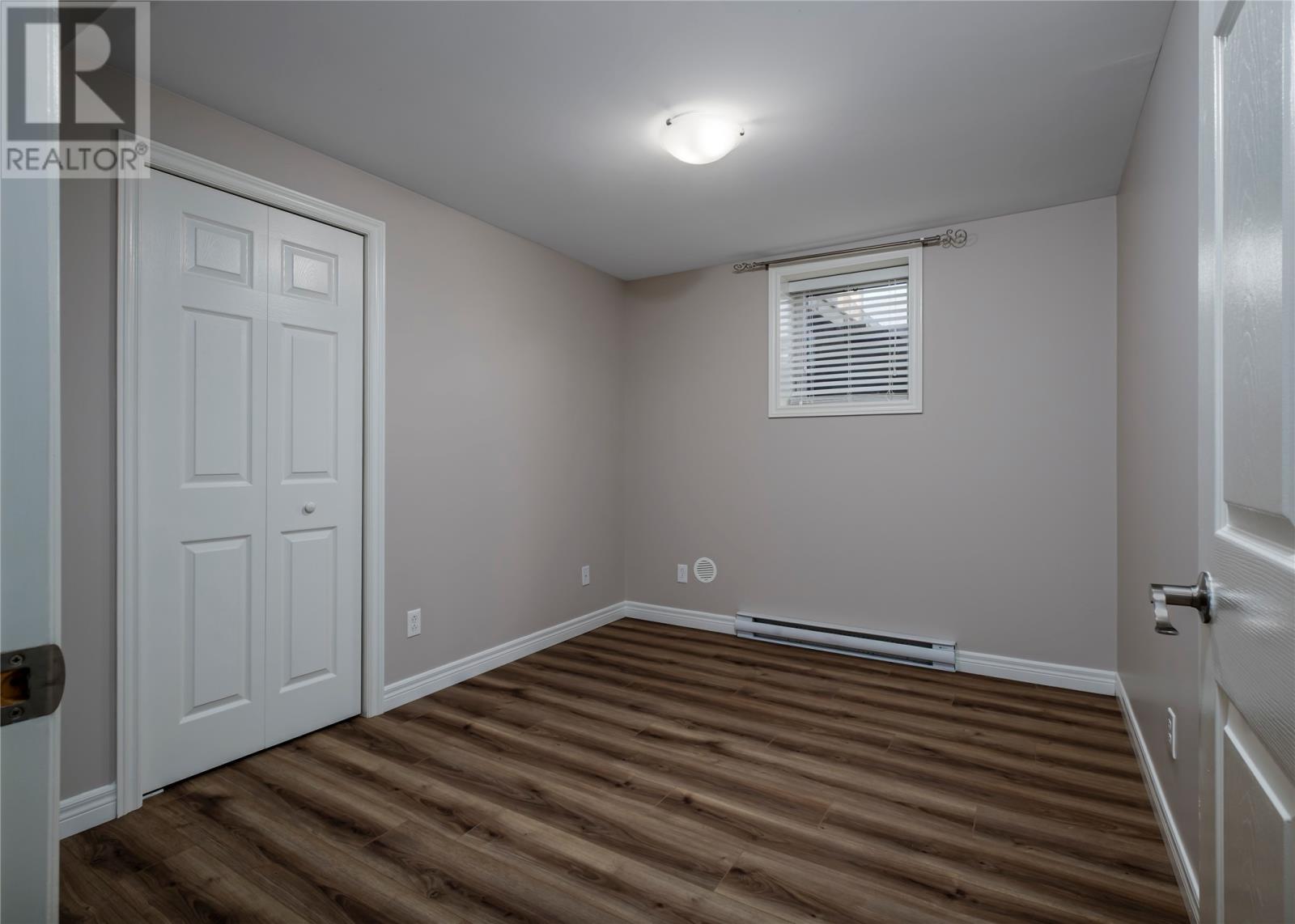 5 Mayfair Avenue, Paradise — photo 38
