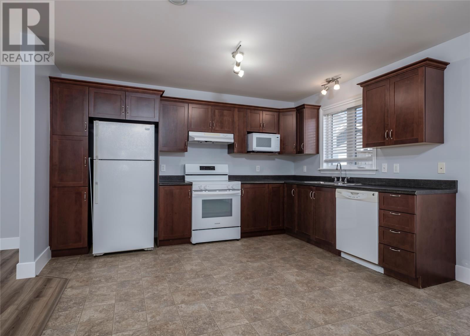 5 Mayfair Avenue, Paradise — photo 6