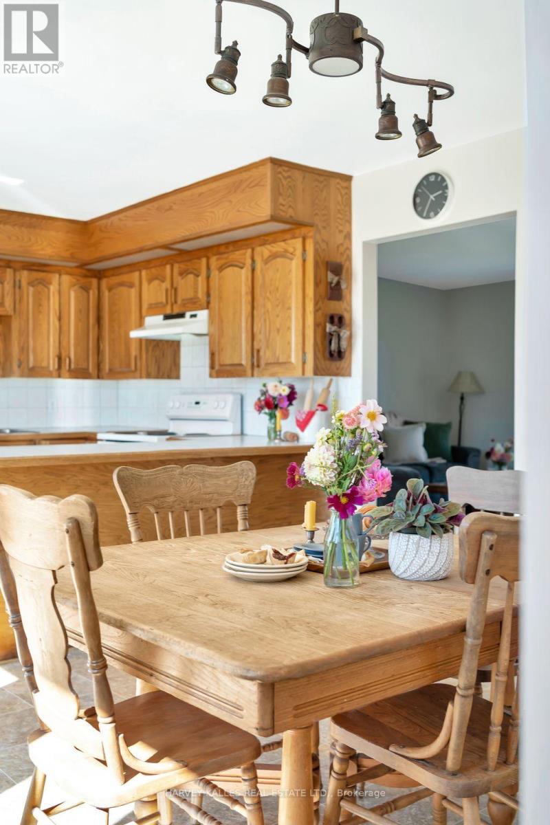 198 Welbanks Road, Prince Edward County, Ontario  K0K 1P0 - Photo 11 - X13808536
