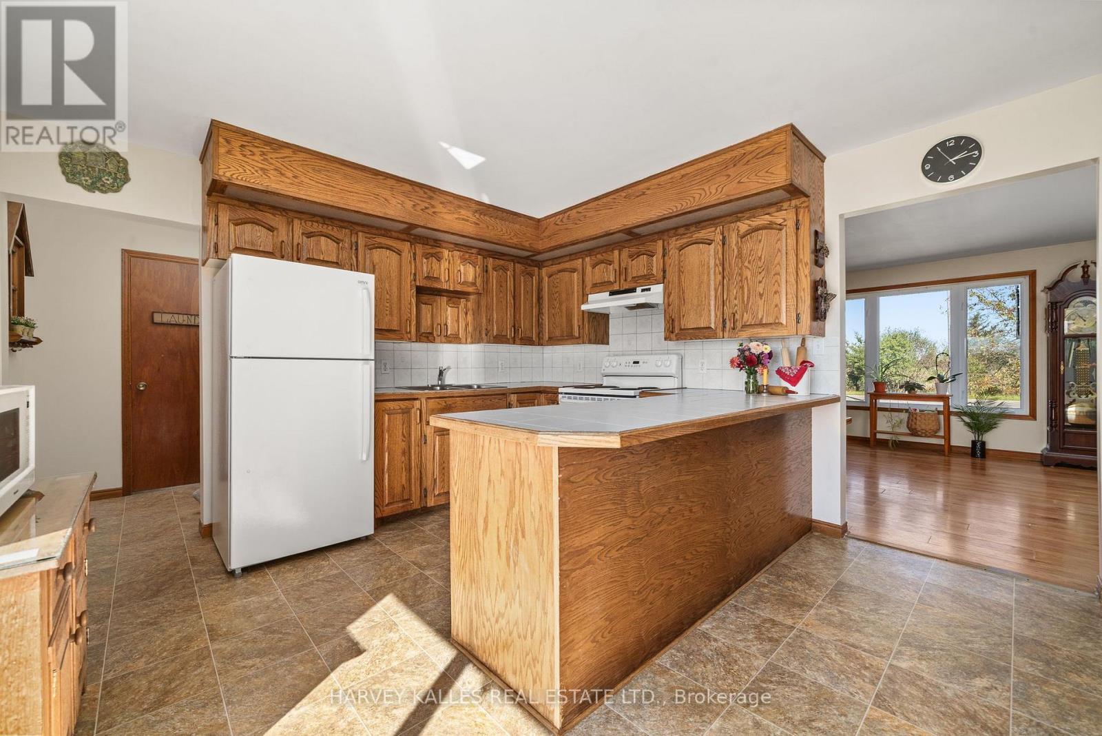 198 Welbanks Road, Prince Edward County, Ontario  K0K 1P0 - Photo 12 - X13808536