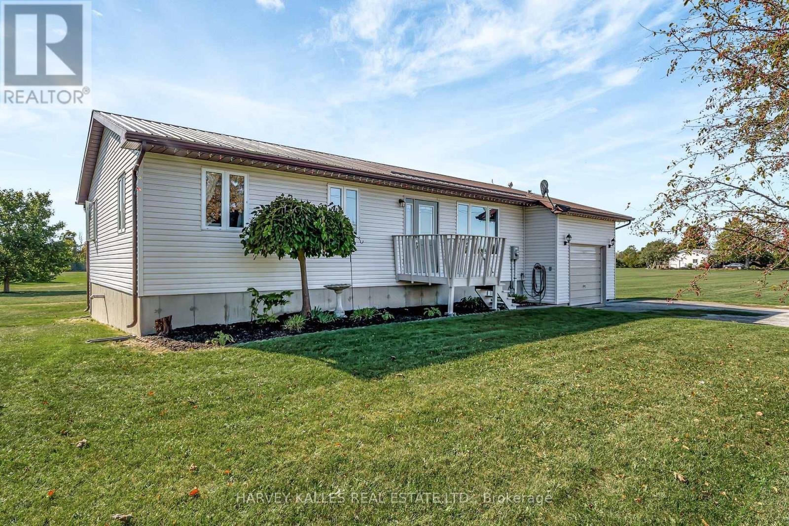 198 Welbanks Road, Prince Edward County, Ontario  K0K 1P0 - Photo 3 - X13808536