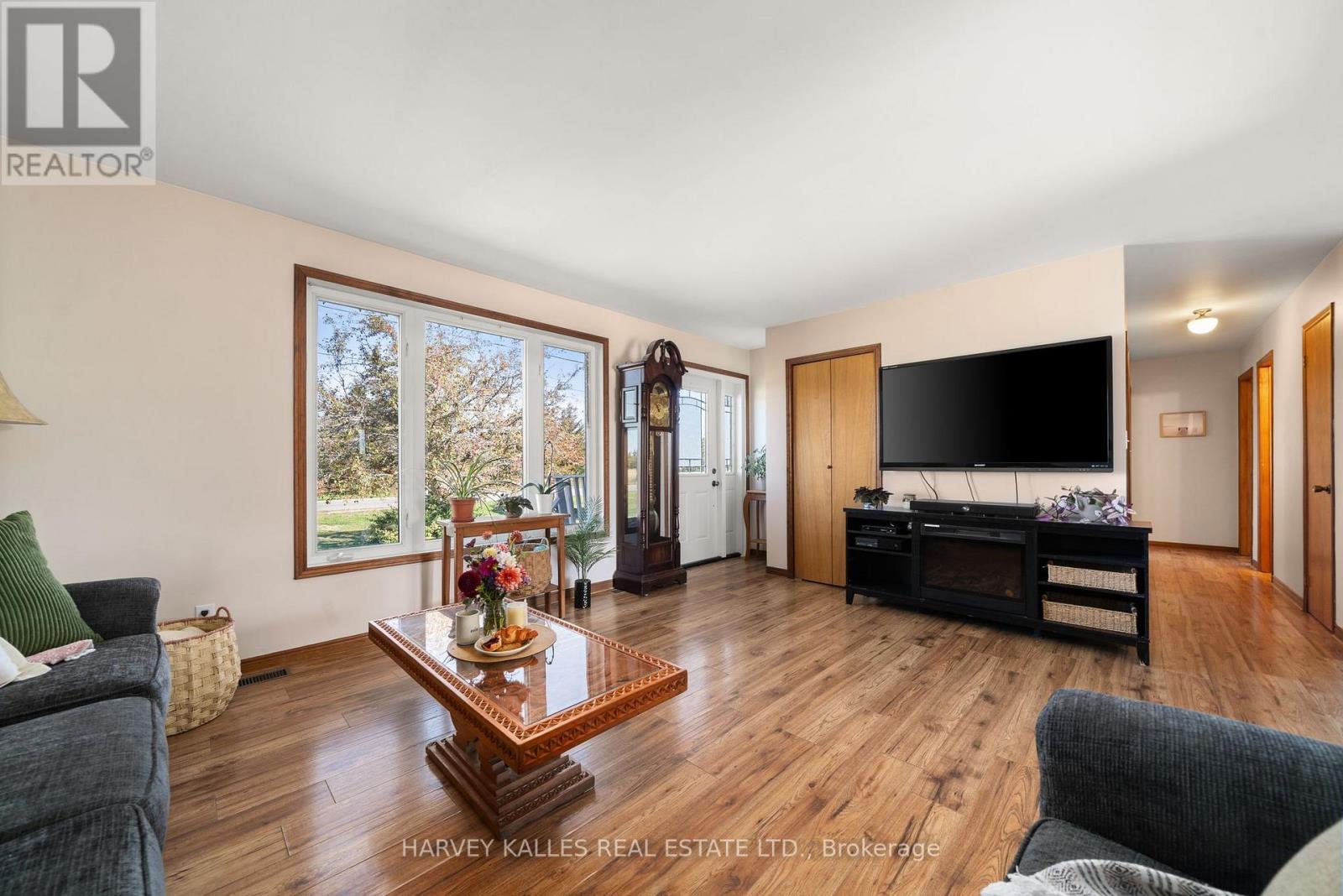 198 Welbanks Road, Prince Edward County, Ontario  K0K 1P0 - Photo 5 - X13808536