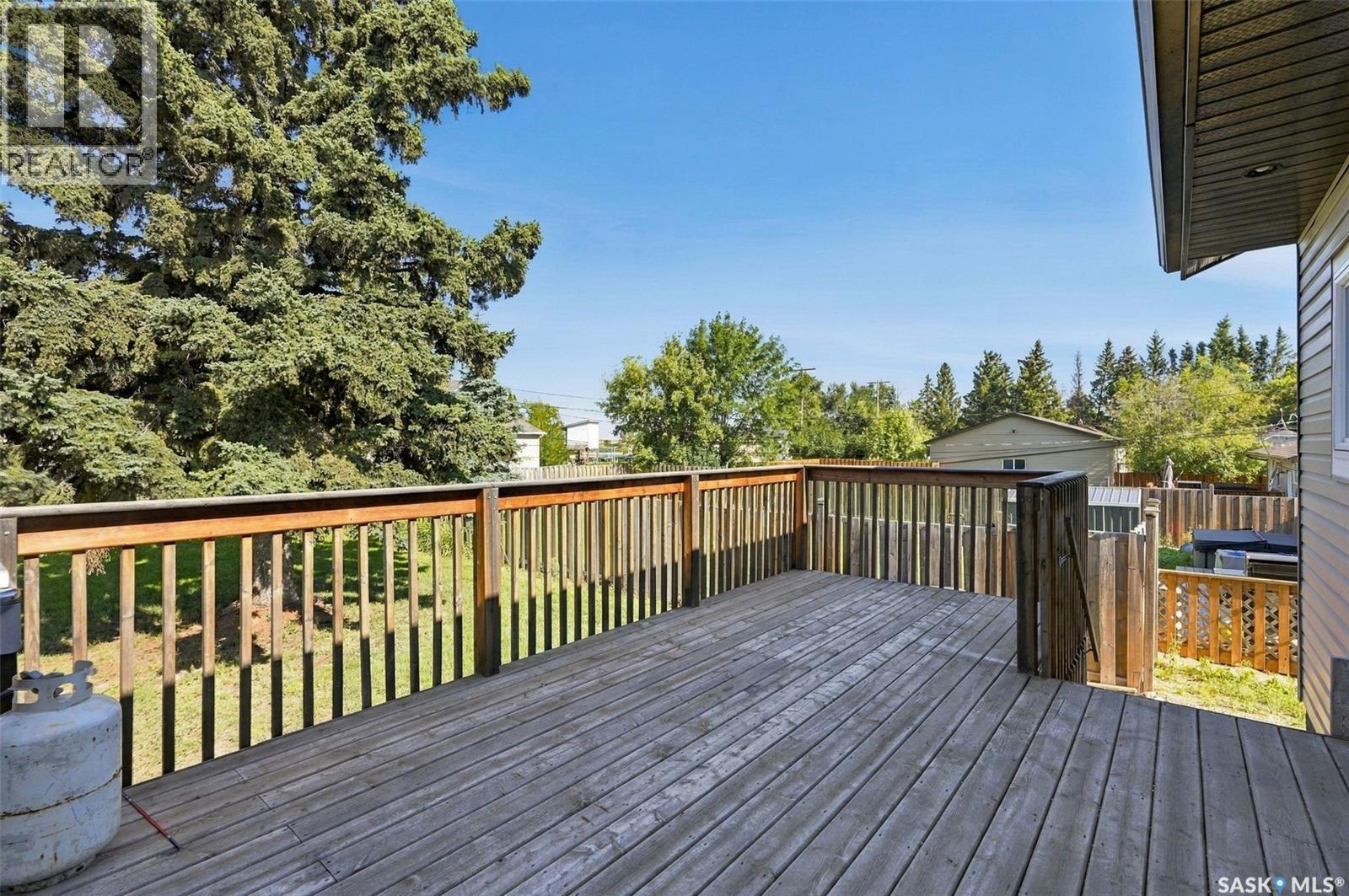 406 3rd Street, Kenaston, Saskatchewan  S0G 2N0 - Photo 38 - SK048988