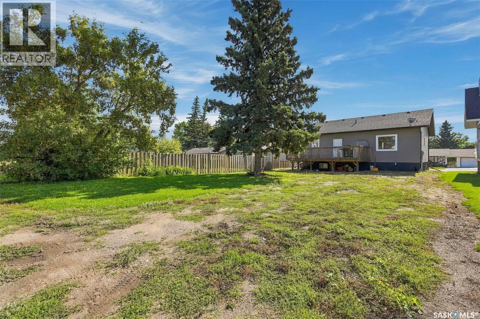 406 3rd Street, Kenaston, Saskatchewan  S0G 2N0 - Photo 40 - SK048988