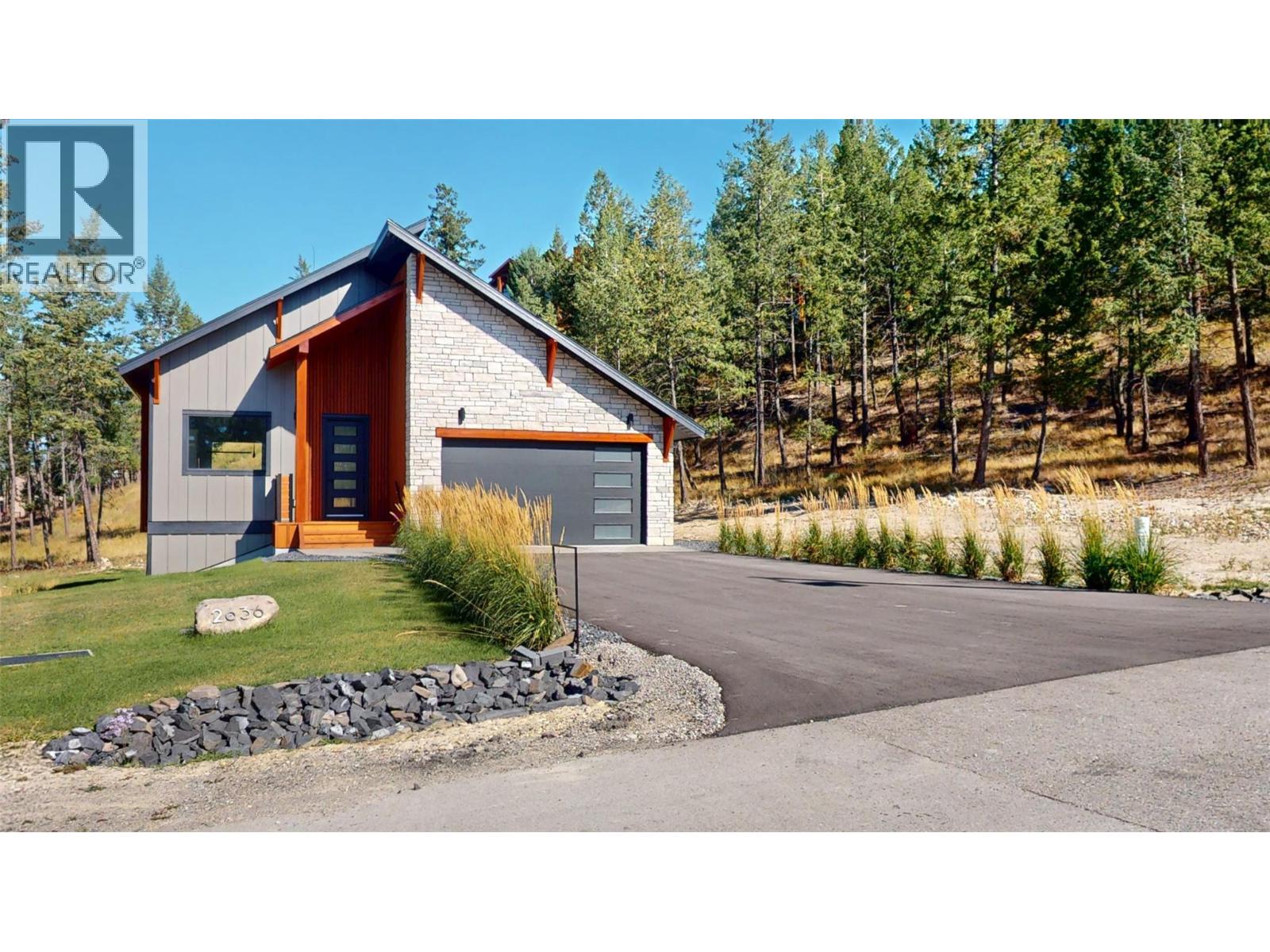 2636 Taynton Trail, Invermere, British Columbia