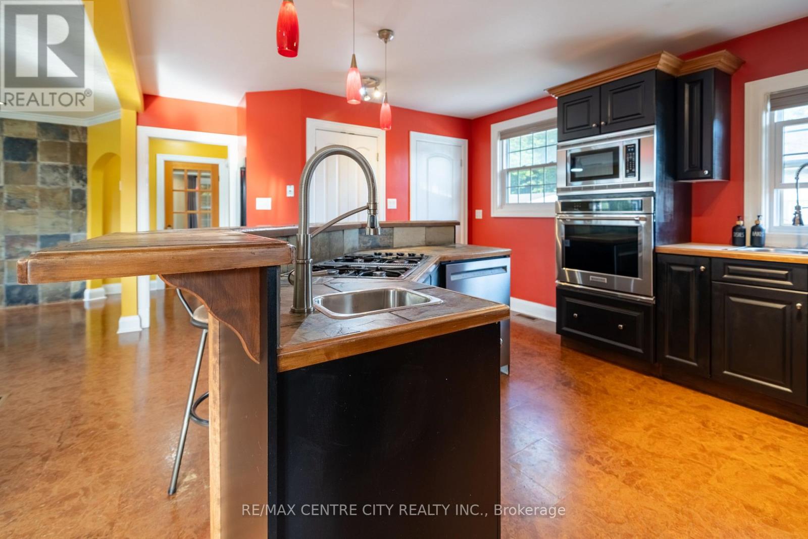 227 Beattie Street, Strathroy-Caradoc, Ontario  N7G 2X3 - Photo 16 - X13808546