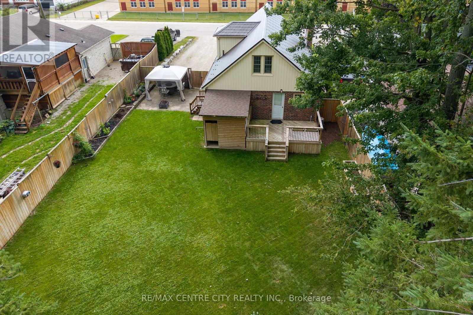 227 Beattie Street, Strathroy-Caradoc, Ontario  N7G 2X3 - Photo 38 - X13808546