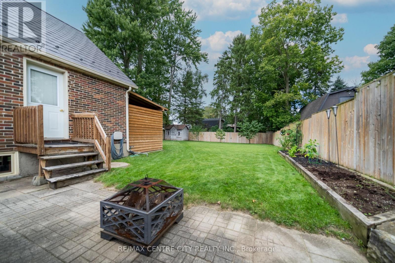 227 Beattie Street, Strathroy-Caradoc, Ontario  N7G 2X3 - Photo 43 - X13808546