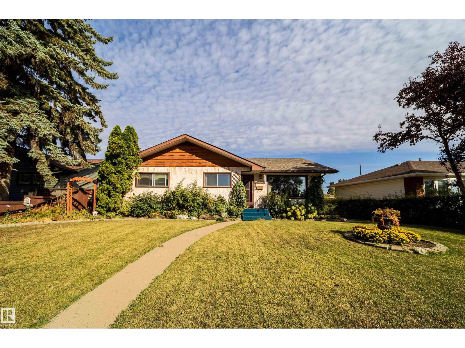 4808 106 AV NW