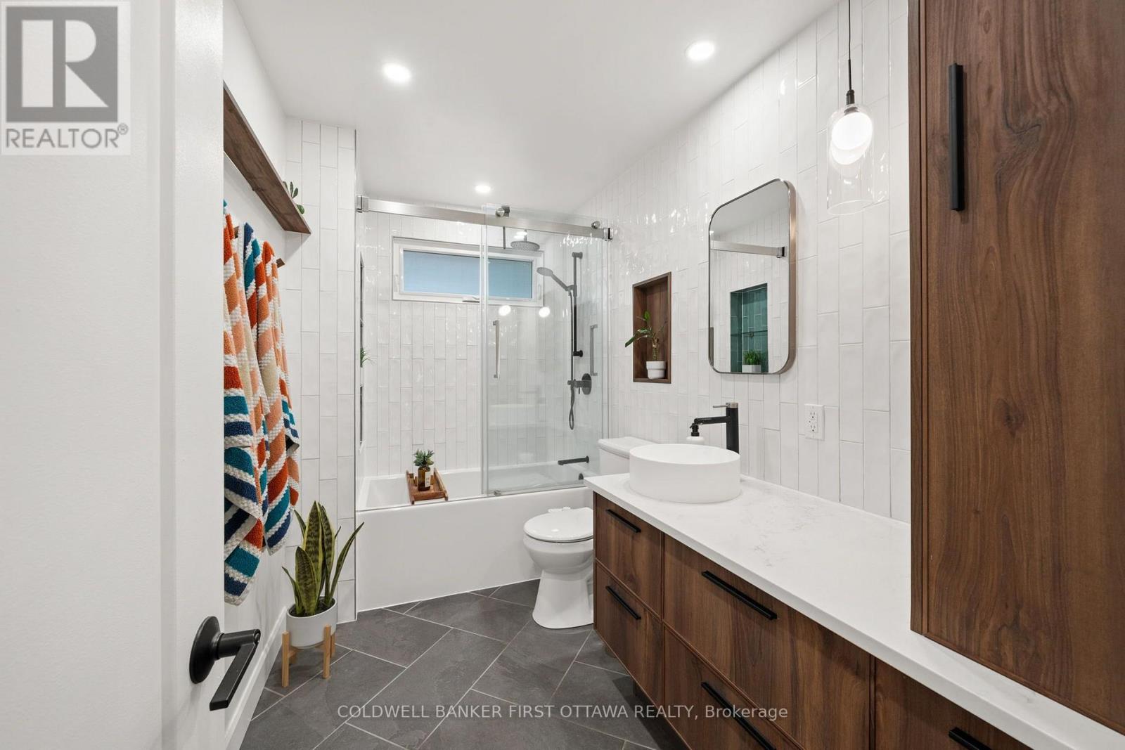849 Maplewood Avenue, Ottawa, Ontario  K2B 5V4 - Photo 28 - X13808564