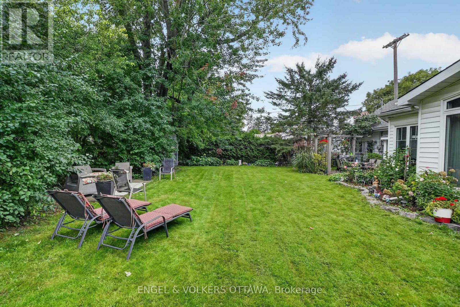 250 Faircrest Road, Ottawa, Ontario  K1H 5E1 - Photo 27 - X13808568