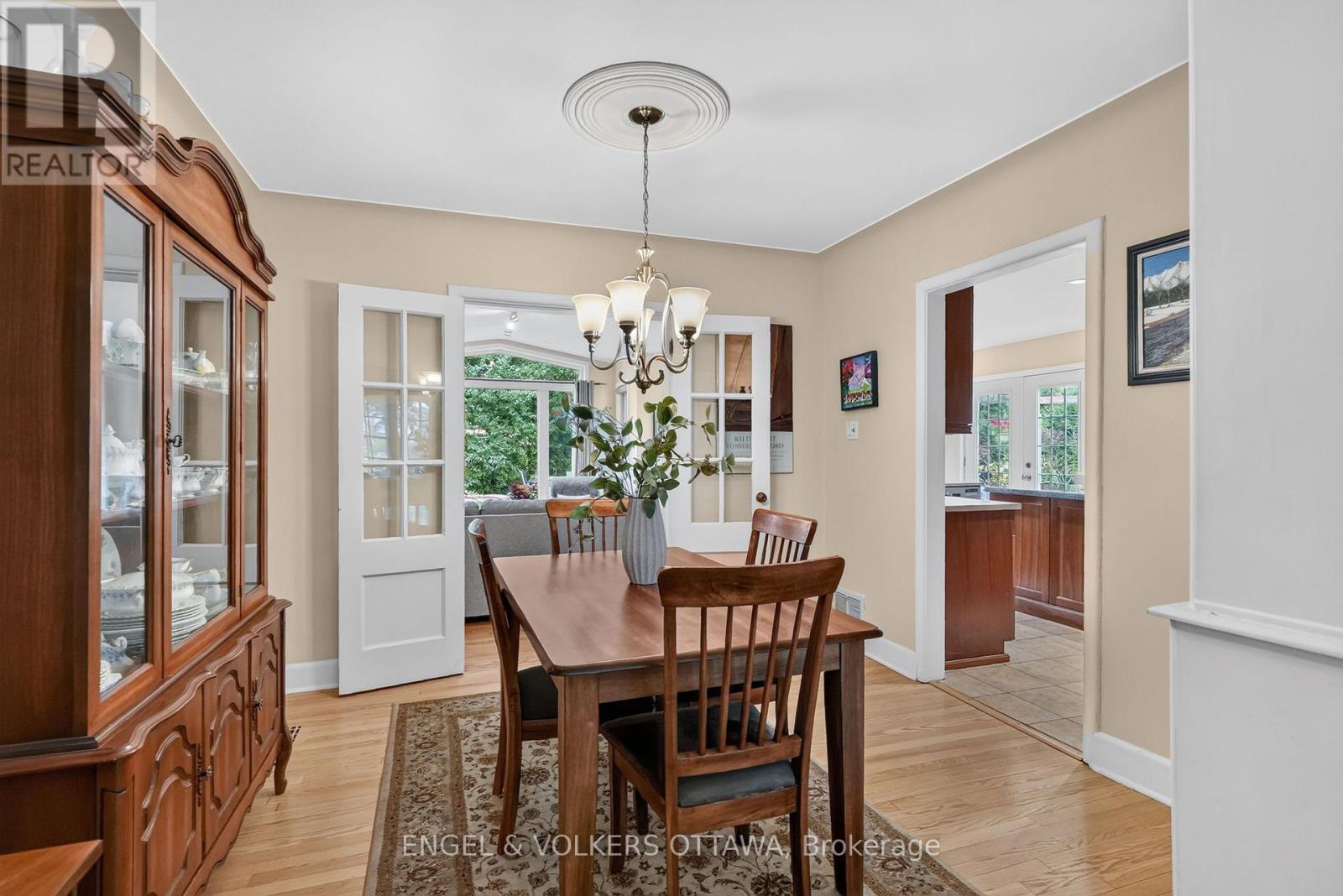 250 Faircrest Road, Ottawa, Ontario  K1H 5E1 - Photo 7 - X13808568