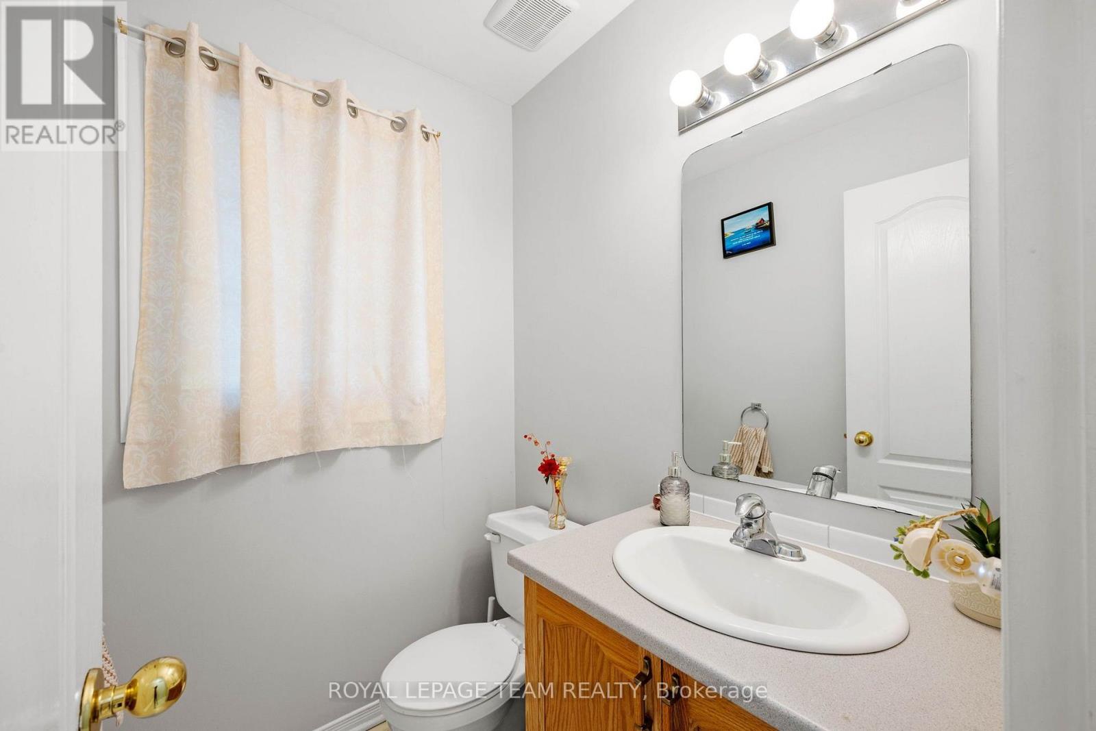5953 Pineglade Crescent, Ottawa, Ontario  K1W 1G9 - Photo 13 - X13808652