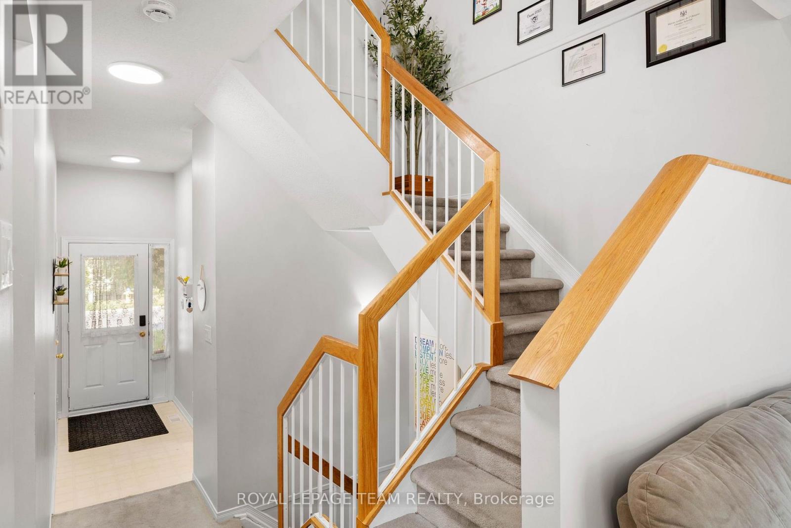 5953 Pineglade Crescent, Ottawa, Ontario  K1W 1G9 - Photo 14 - X13808652