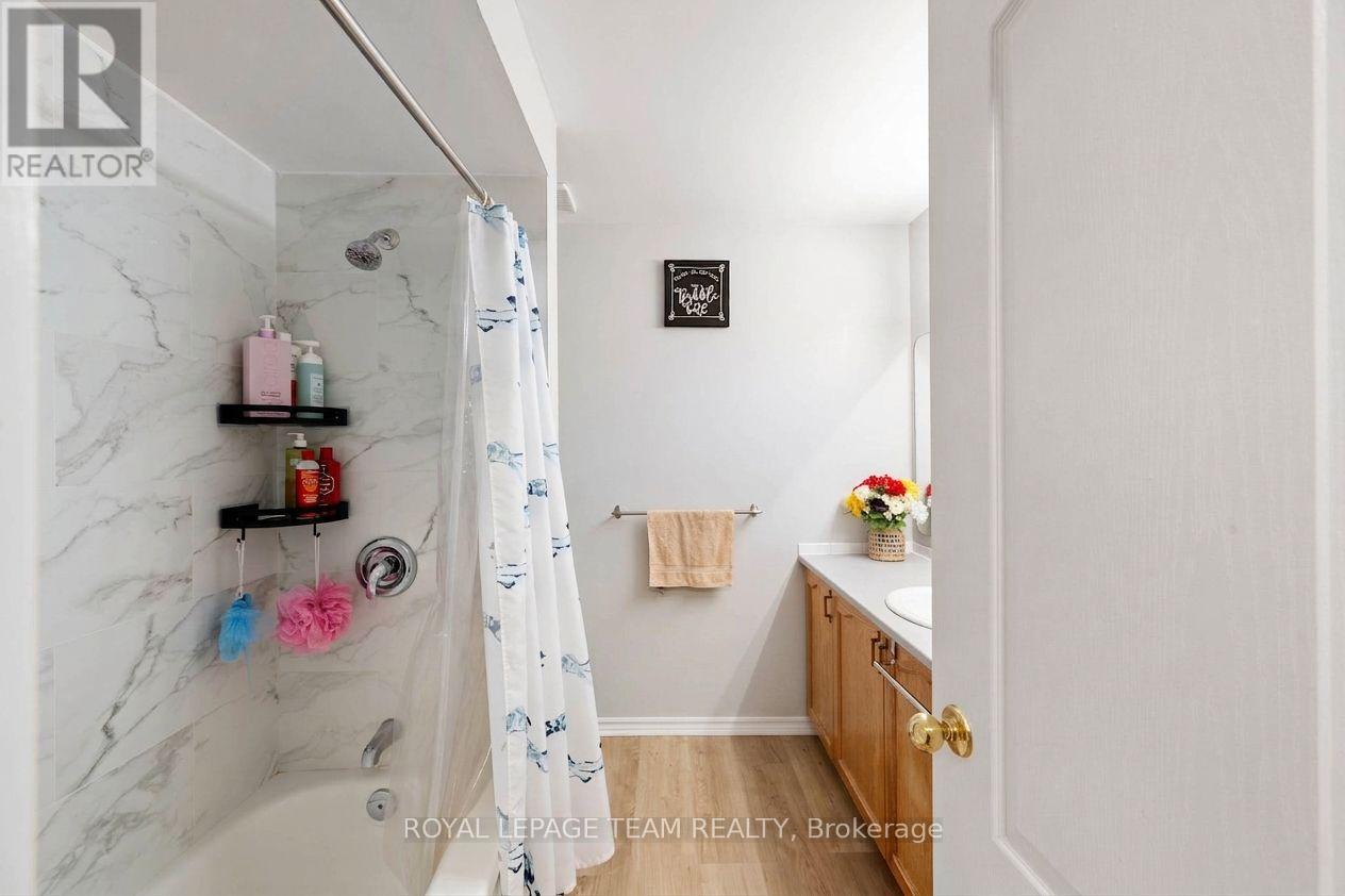 5953 Pineglade Crescent, Ottawa, Ontario  K1W 1G9 - Photo 24 - X13808652