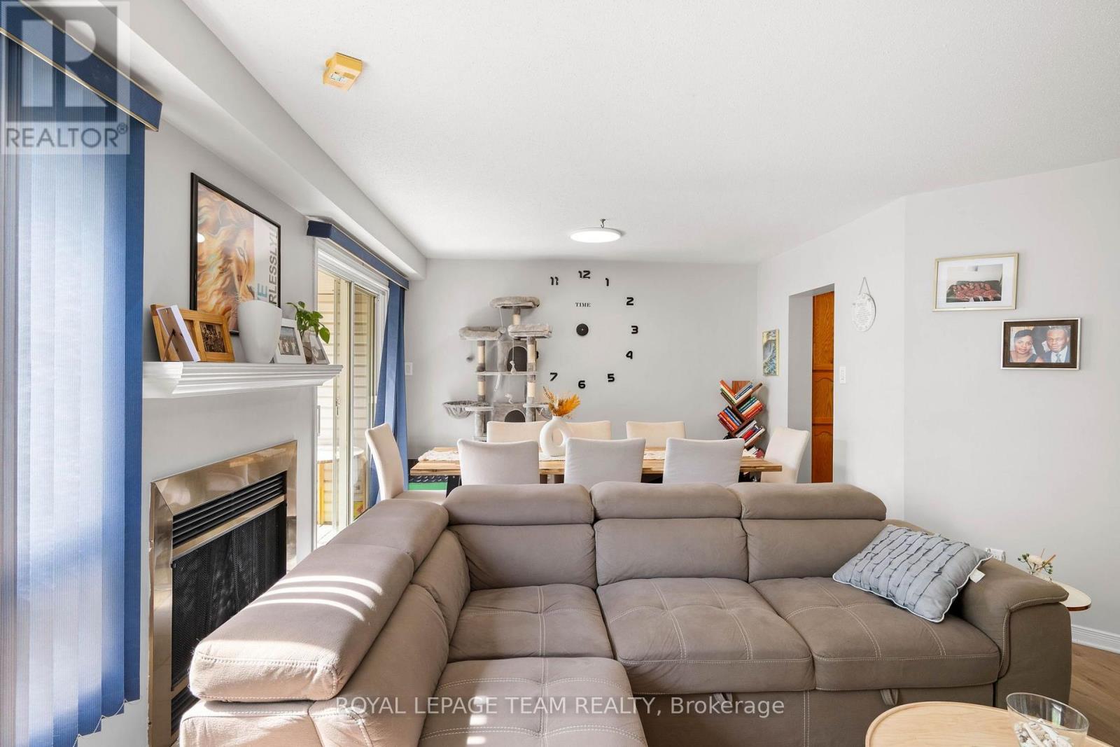 5953 Pineglade Crescent, Ottawa, Ontario  K1W 1G9 - Photo 7 - X13808652