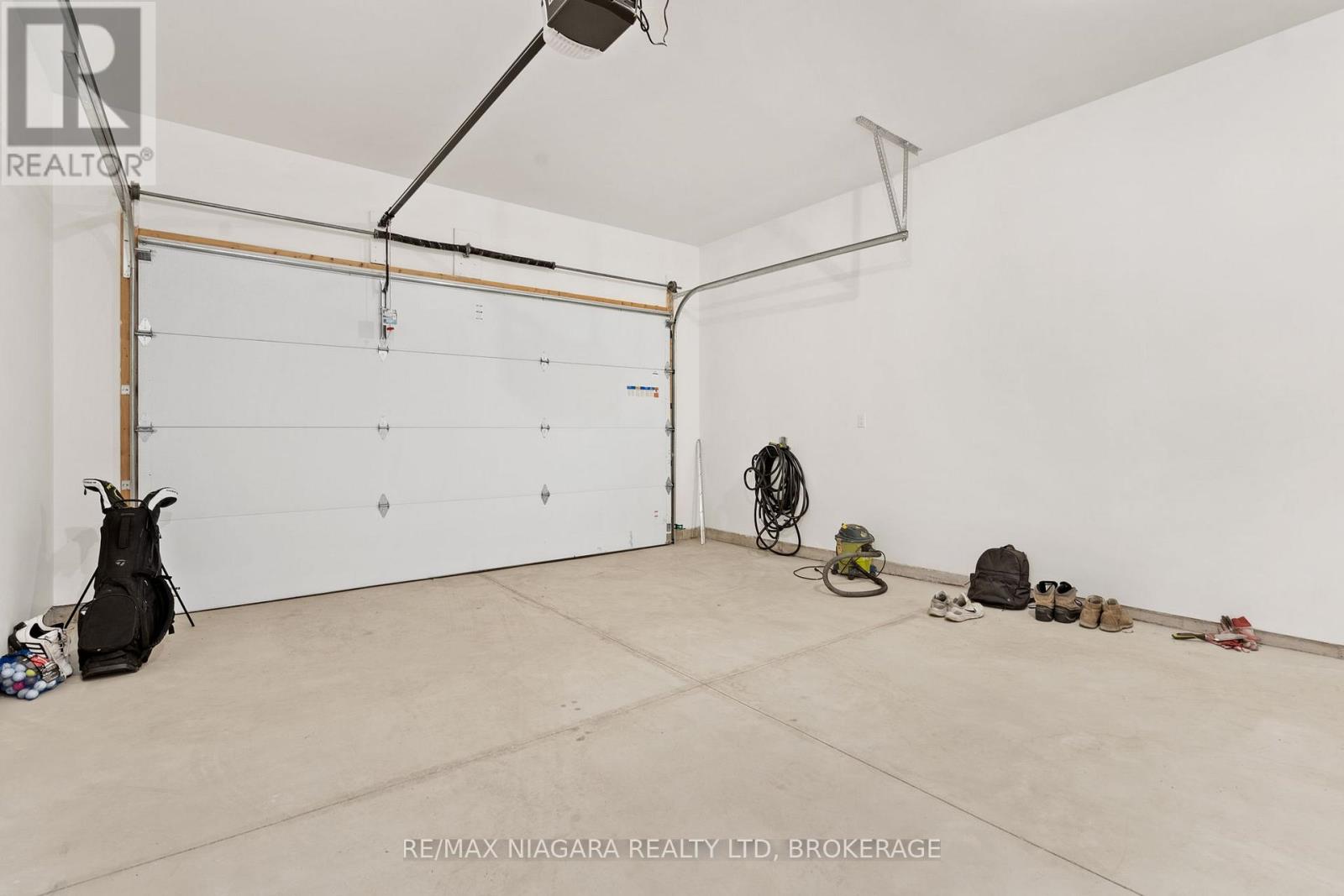 23 - 300 Richmond Street, Thorold, Ontario  L2V 0L6 - Photo 24 - X13808628