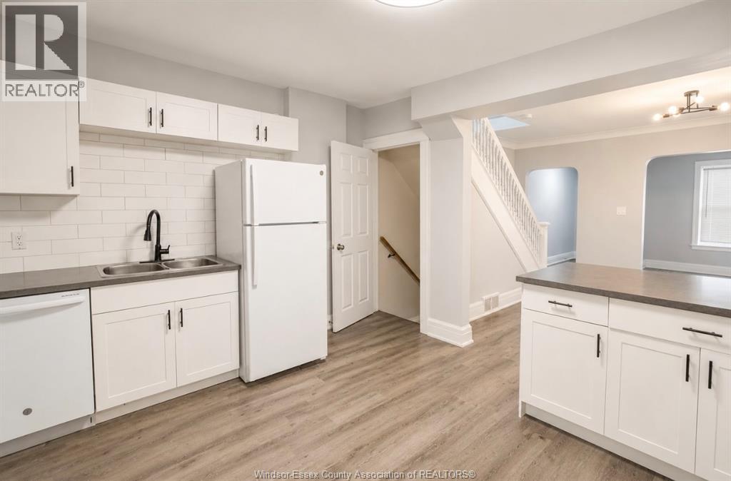 790 Marentette, Windsor, Ontario  N9A 1Z6 - Photo 6 - 26023000
