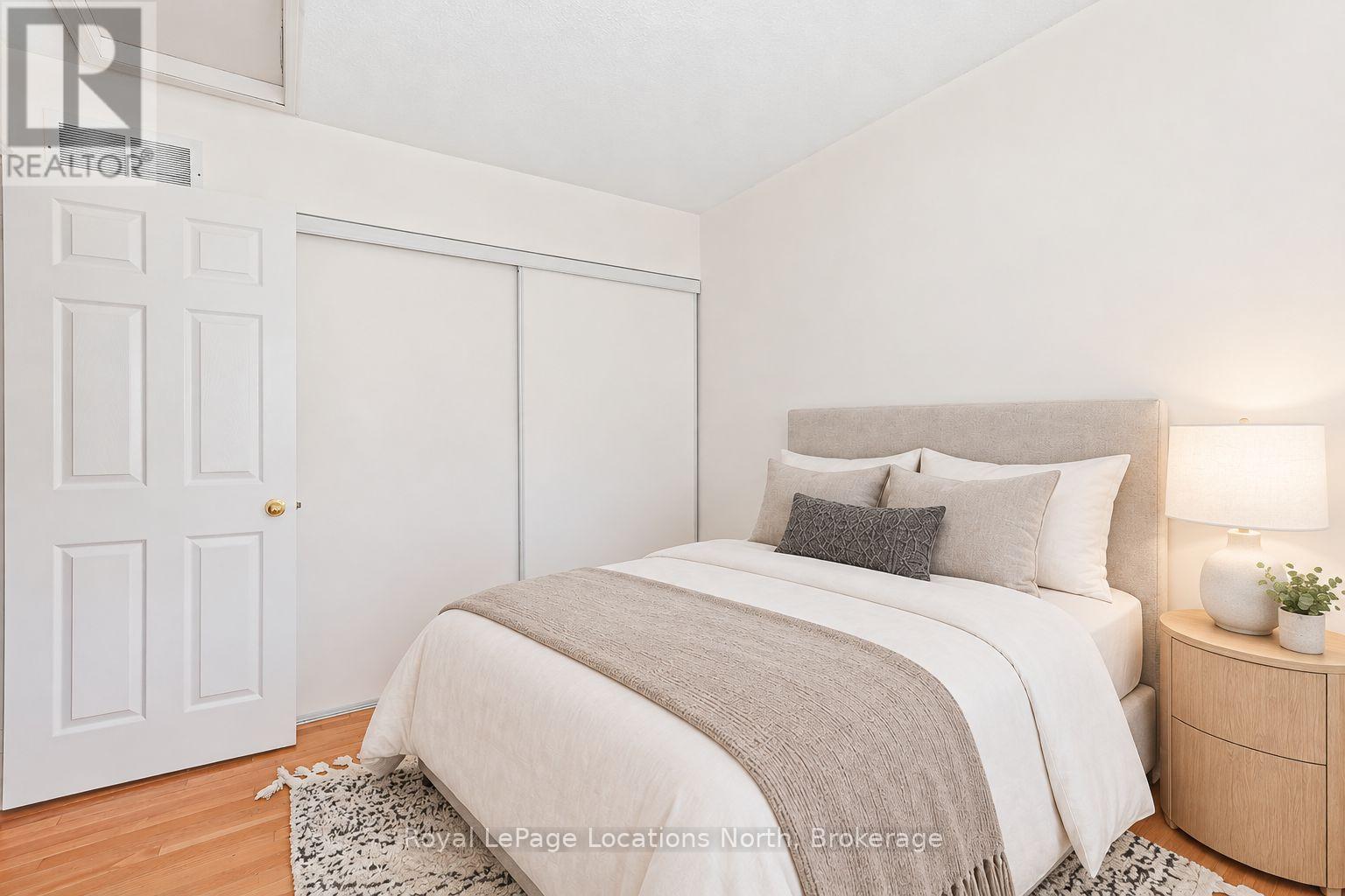 77 Silver Birch Avenue, Wasaga Beach, Ontario  L9Z 1M2 - Photo 25 - S13808600