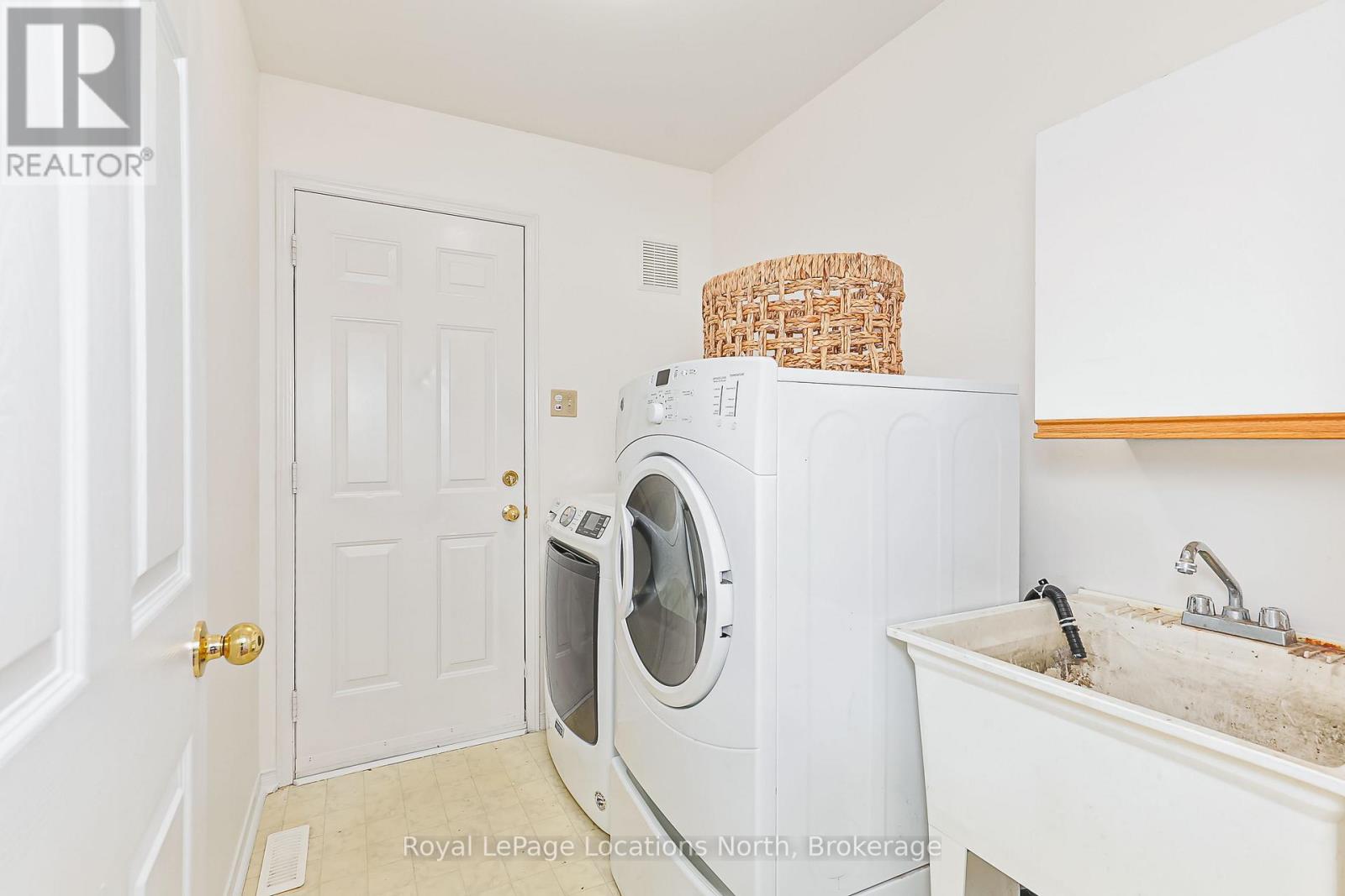 77 Silver Birch Avenue, Wasaga Beach, Ontario  L9Z 1M2 - Photo 26 - S13808600