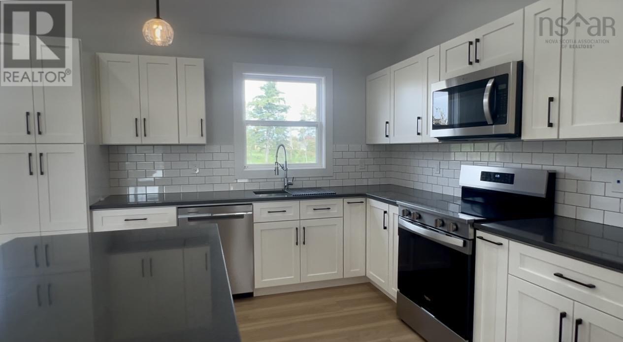 28 Centennial Drive, Abercrombie, Nova Scotia  B2H 5C6 - Photo 6 - 202606634