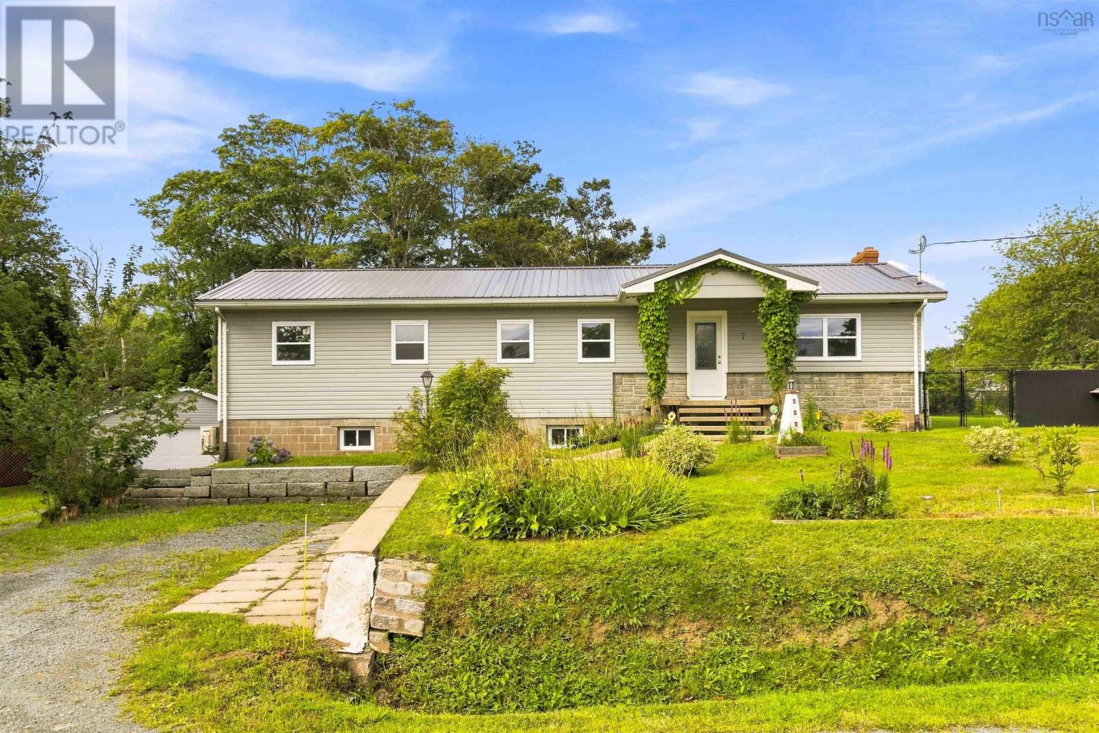 7 Patterson Road photo 2