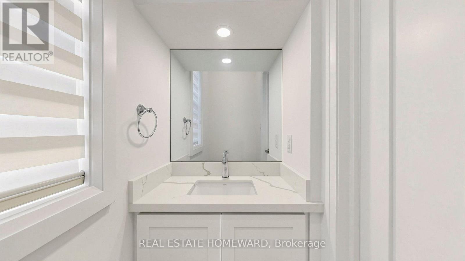 124 Kendal Avenue, Toronto, Ontario  M5R 1L9 - Photo 21 - C13808588