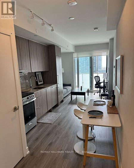 1007 - 4130 Parkside Village Drive, Mississauga, Ontario  L5B 3M8 - Photo 5 - W13750078