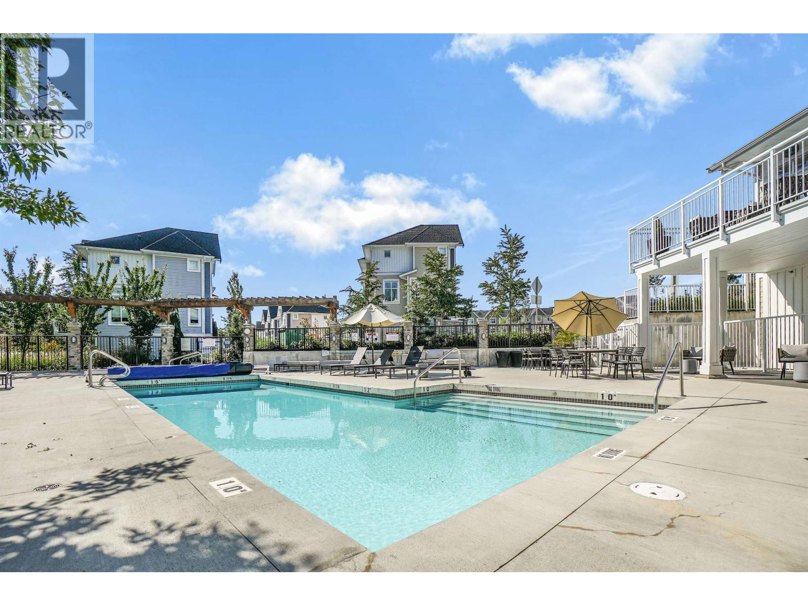 1301 11295 Pazarena Place, Maple Ridge, British Columbia  V2X 4K9 - Photo 13 - R3167552