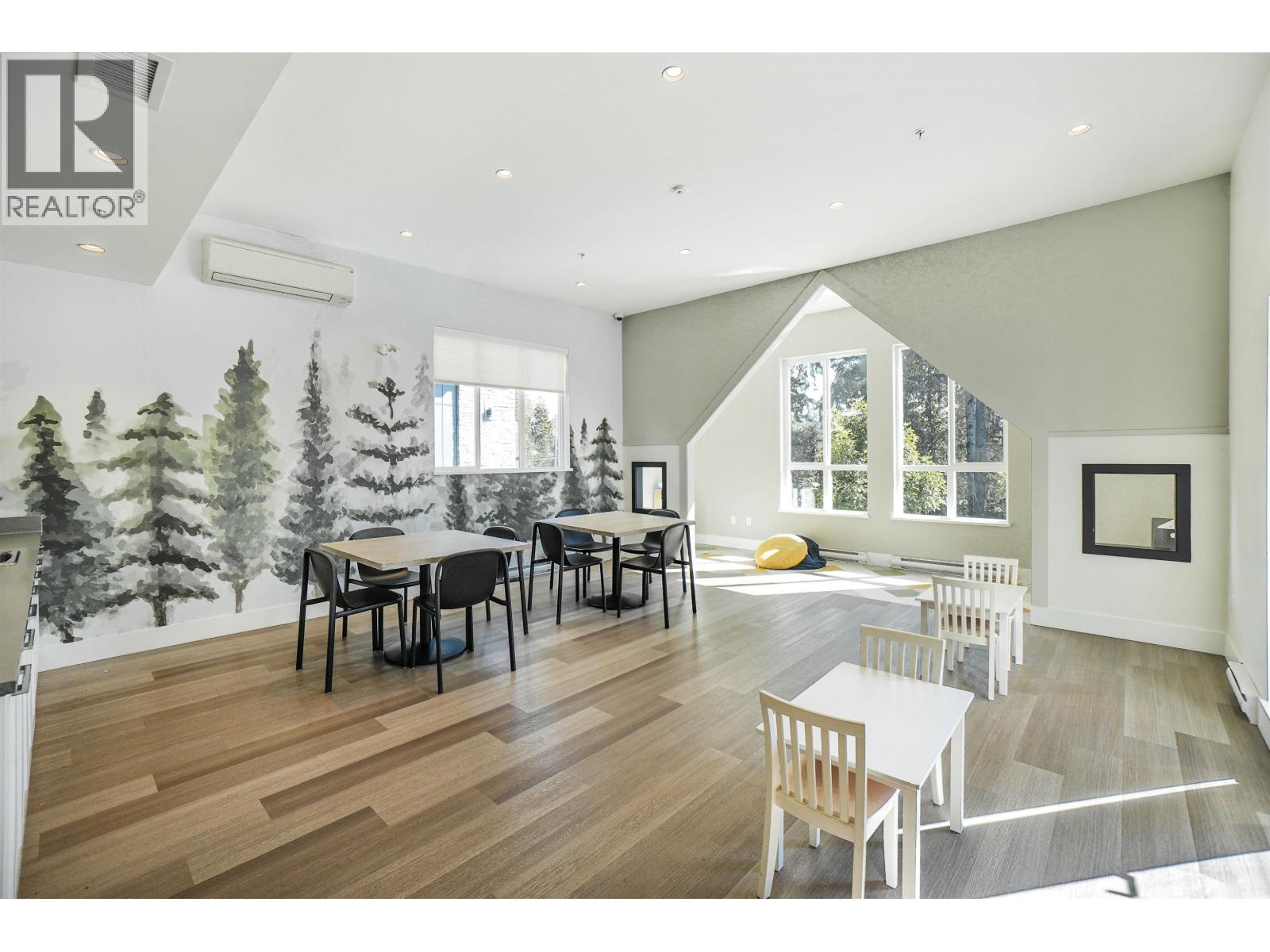 1301 11295 Pazarena Place, Maple Ridge, British Columbia  V2X 4K9 - Photo 15 - R3167552