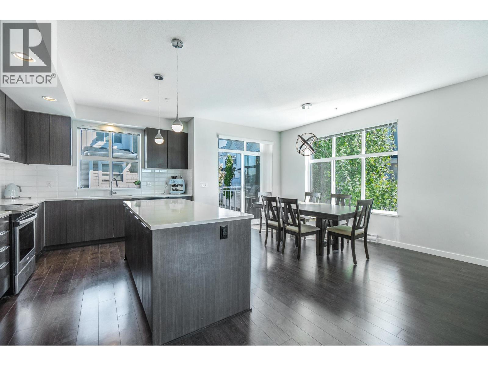 1301 11295 Pazarena Place, Maple Ridge, British Columbia  V2X 4K9 - Photo 33 - R3167552