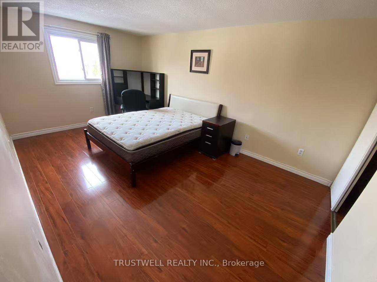 9 Whistling Hills Drive, Toronto, Ontario  M1V 2B6 - Photo 7 - E13808604