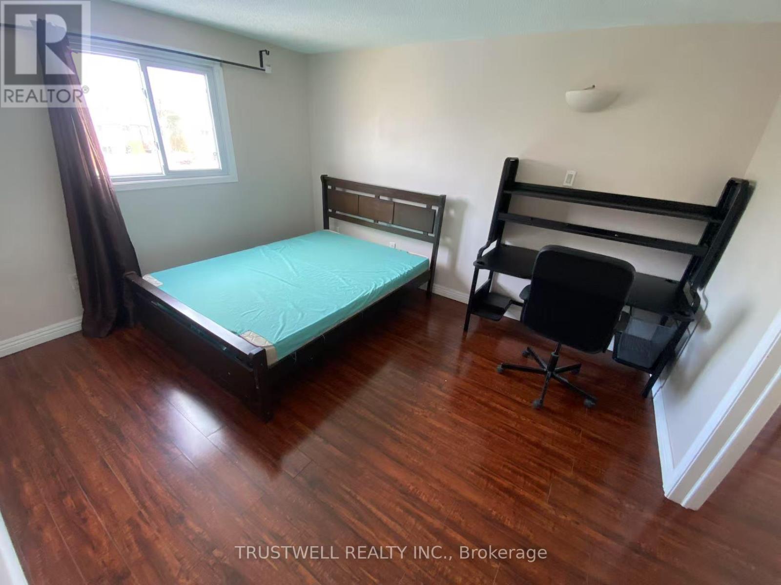 9 Whistling Hills Drive, Toronto, Ontario  M1V 2B6 - Photo 8 - E13808604
