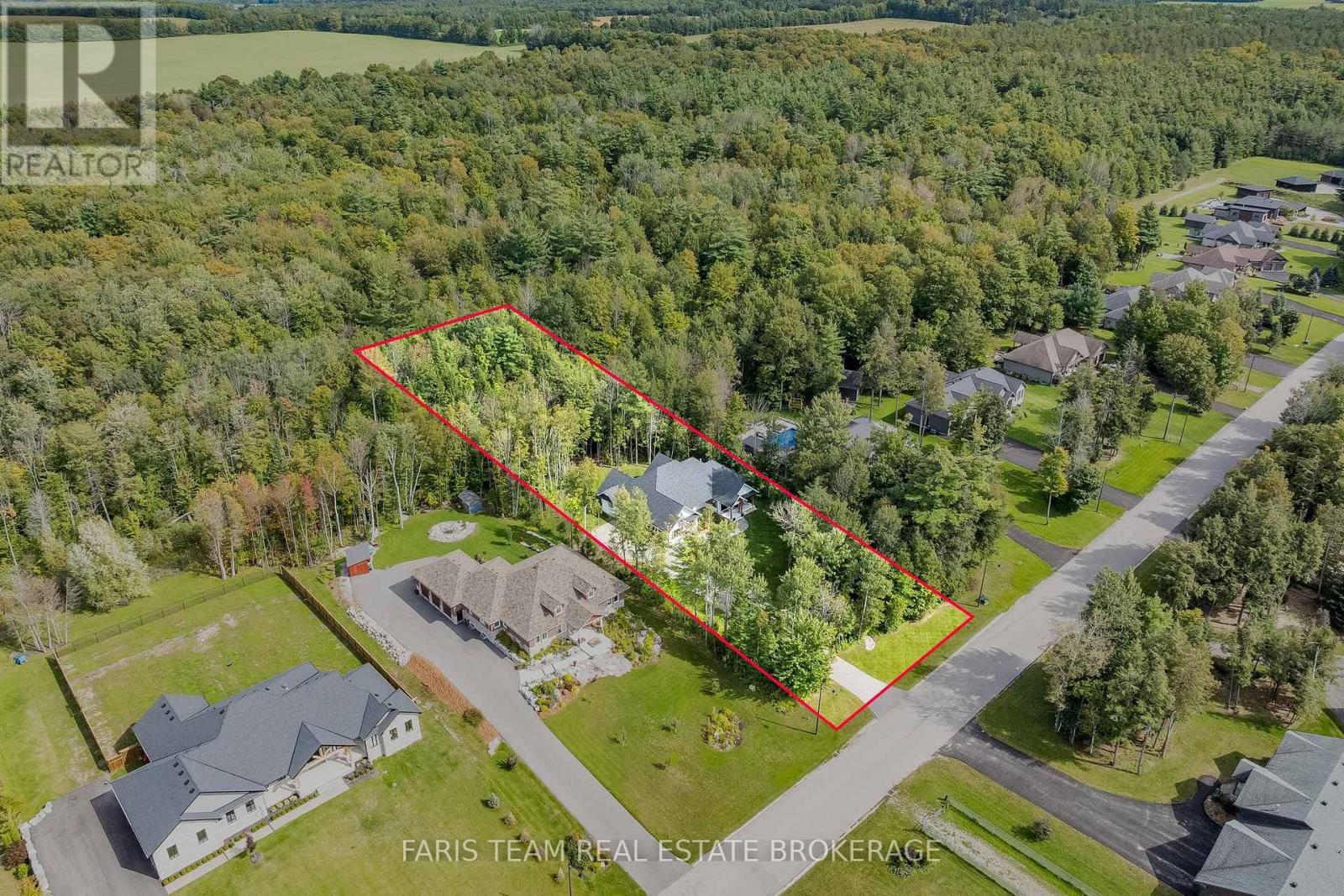 56 Marni Lane, Springwater, Ontario  L0L 2K0 - Photo 2 - S13808694