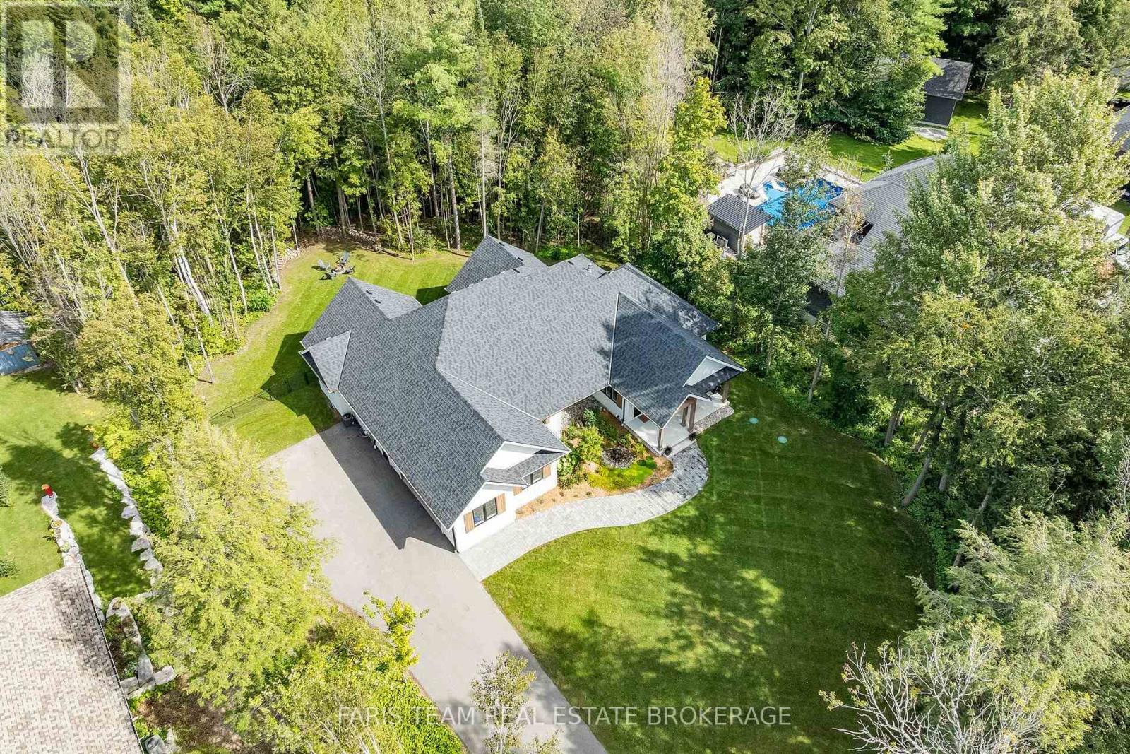 56 Marni Lane, Springwater, Ontario  L0L 2K0 - Photo 3 - S13808694