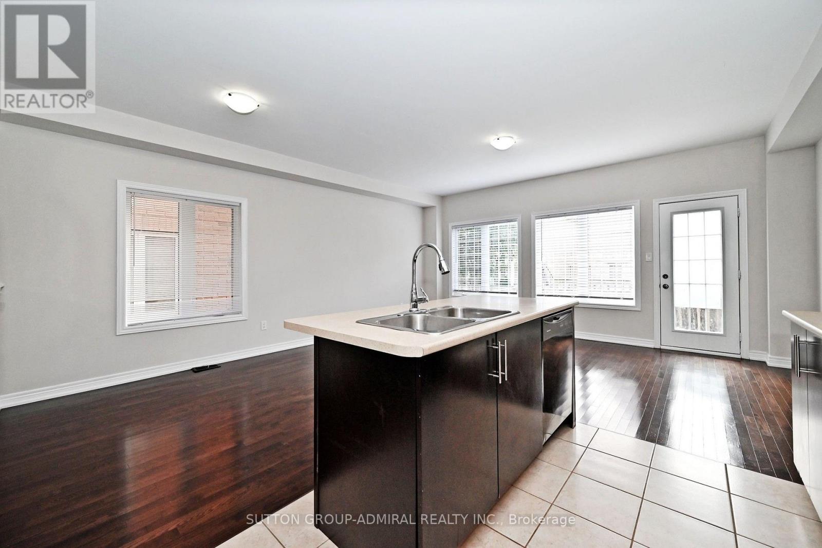 110 Southdown Avenue, Vaughan, Ontario  L6A 4N3 - Photo 14 - N13757620