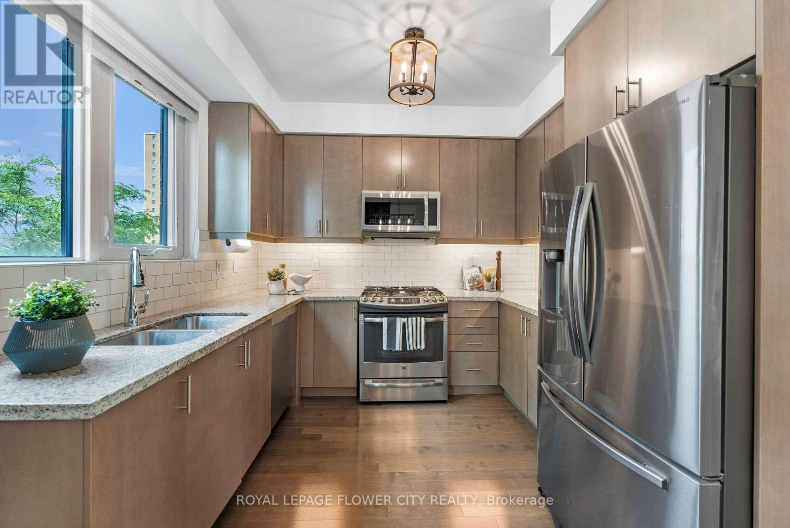 62 Pony Farm Drive, Toronto, Ontario  M9R 0B3 - Photo 10 - W13808538