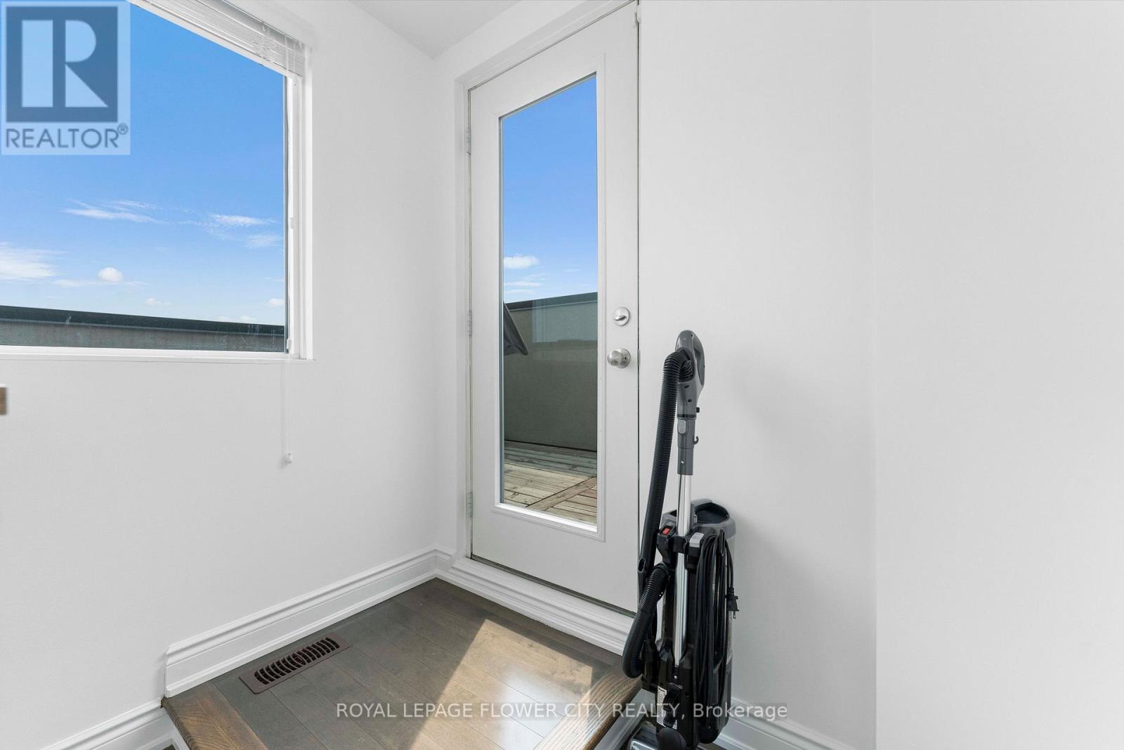 62 Pony Farm Drive, Toronto, Ontario  M9R 0B3 - Photo 26 - W13808538