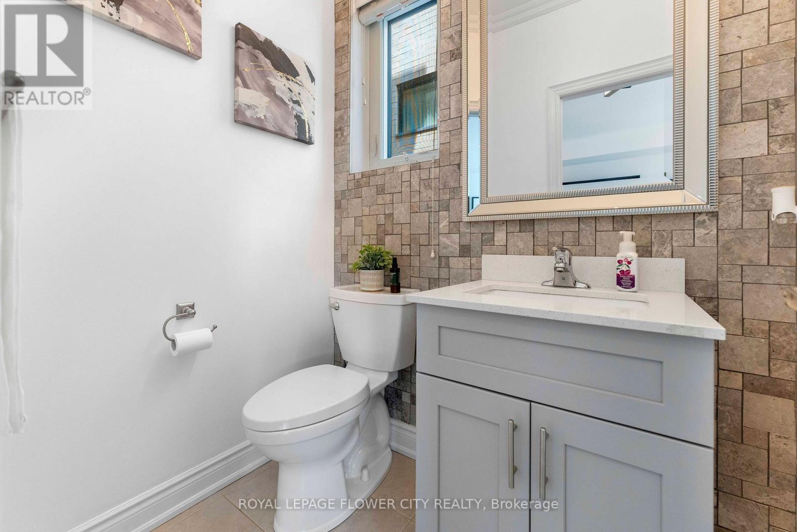 62 Pony Farm Drive, Toronto, Ontario  M9R 0B3 - Photo 7 - W13808538