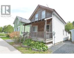 713 CHAMBERLAIN STREET, Peterborough, Ontario