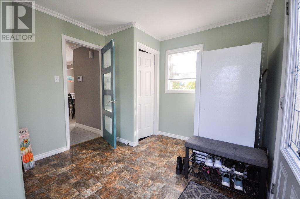 6 Ville Marie Drive, Dunville — photo 3