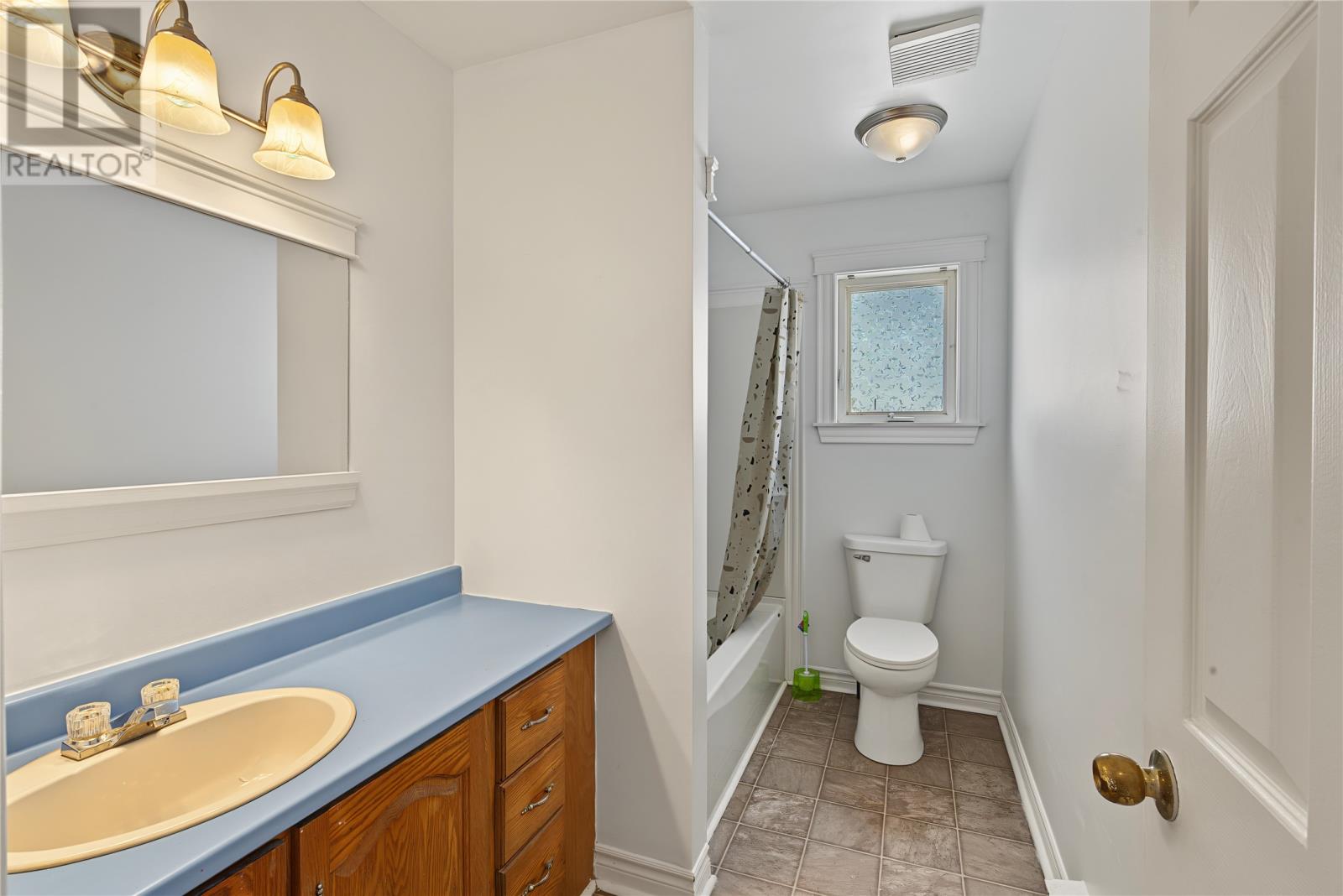 24 Gary Drive, St. John's — photo 17