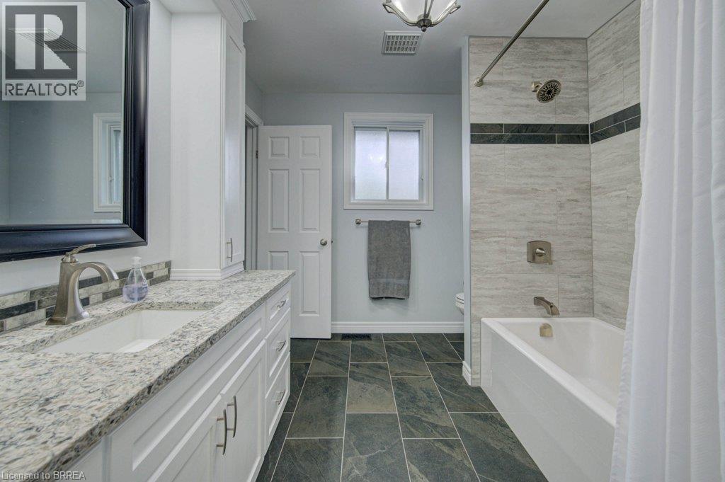 27 Olivetree Road, Brantford, Ontario  N3R 5E9 - Photo 23 - 40864802