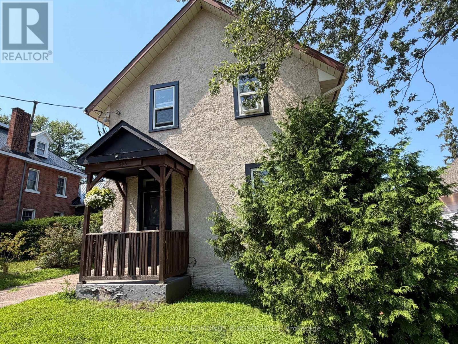346 Trafalgar Road, Pembroke, Ontario K8A 5A9 - Photo 1 - X13808182