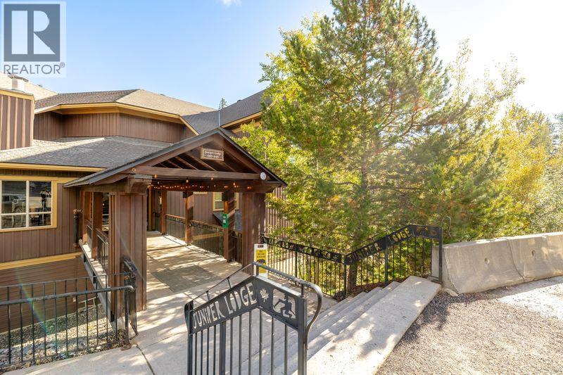 4559 TIMBERLINE Crescent Unit# 611B, Fernie, British Columbia